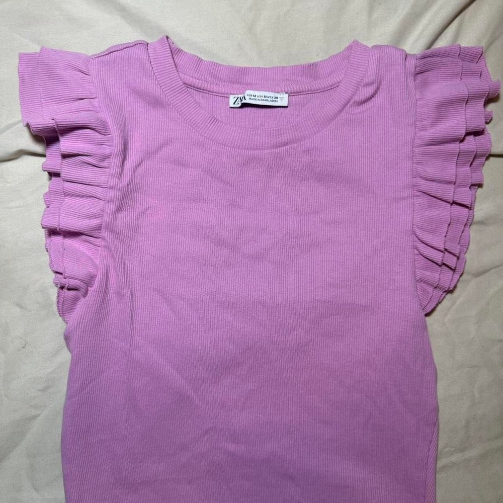 Zara Ribbed Ruffle Crop Top